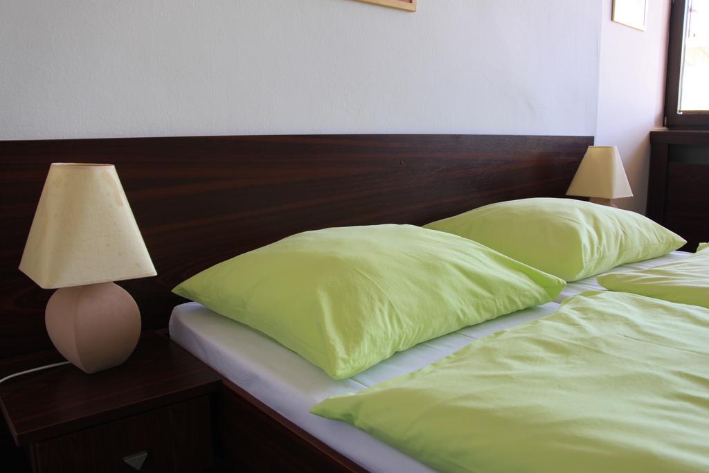 Hotel Bothe Povazska Bystrica Phòng bức ảnh